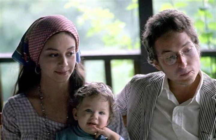 Did Bob Dylan Marry His Daughter? Unraveling The Myths And Facts