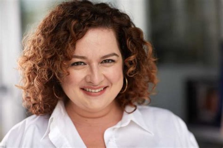 Dierdre Friel - Age, Height, Net Worth, Birthday, Ethnicity