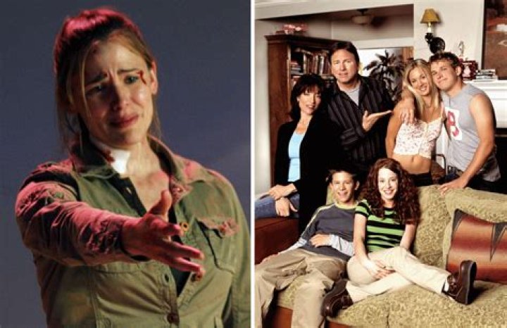 Disney+ Quietly Adds Alias and 8 Simple Rules