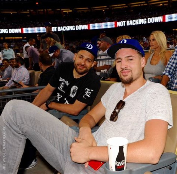 Dodgers’ Trayce Thompson hitting RBI double made his brother NBA star Klay Thompson go absolutely berserk