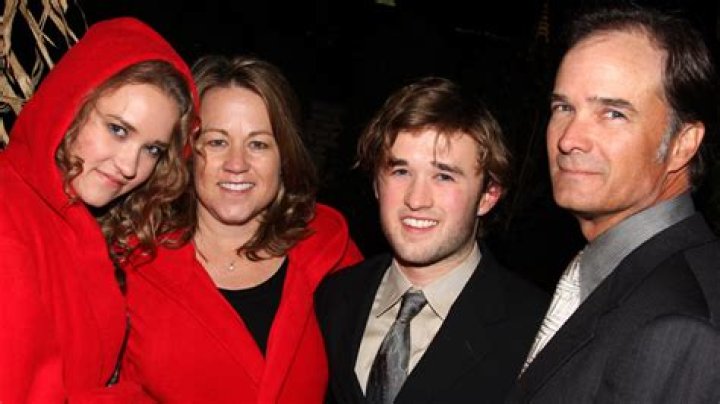 Does Emily Osment Have A Child? Exploring The Life Of The Young Star