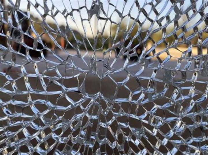 Does tempered glass ruin your screen?