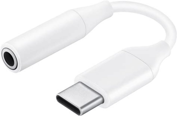 Does the Samsung Galaxy Note 20 include a headphone adapter in the box?