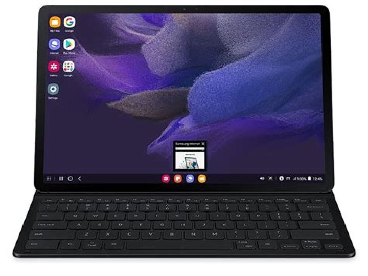 Does the Samsung Galaxy Tab S7 FE come with an S Pen in the box?