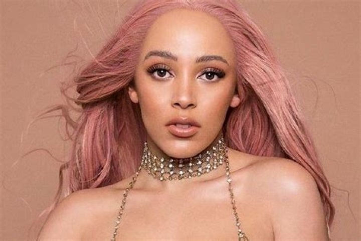 Doja Cat Biography, Wiki, Age, Height, Family, Net Worth
