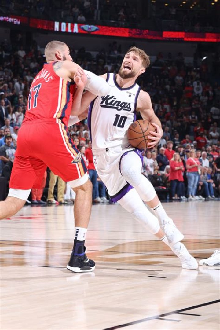Domantas Sabonis, Kings Trolled By NBA Fans for Playoff-Eliminating Loss to Pelicans | News, Scores, Highlights, Stats, and Rumors