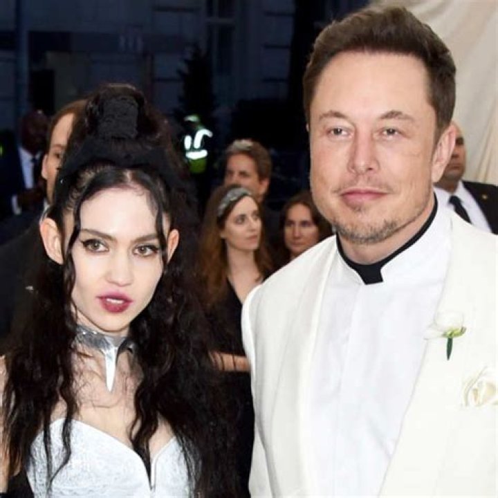 Elon Musk and Grimes Took a Cursed Trip to a Pumpkin Patch with His 5 Sons