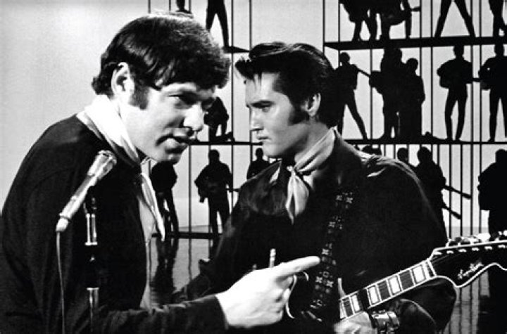 Elvis Presley’s Gives New Sound to “Guitar Man”