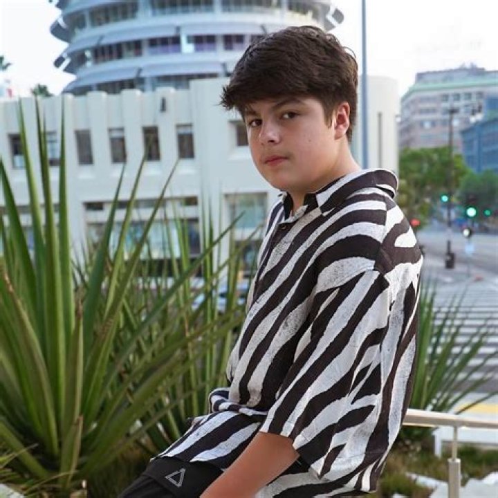 Enzo Lopez Biography, Wiki, Age, Height, Family, Net Worth