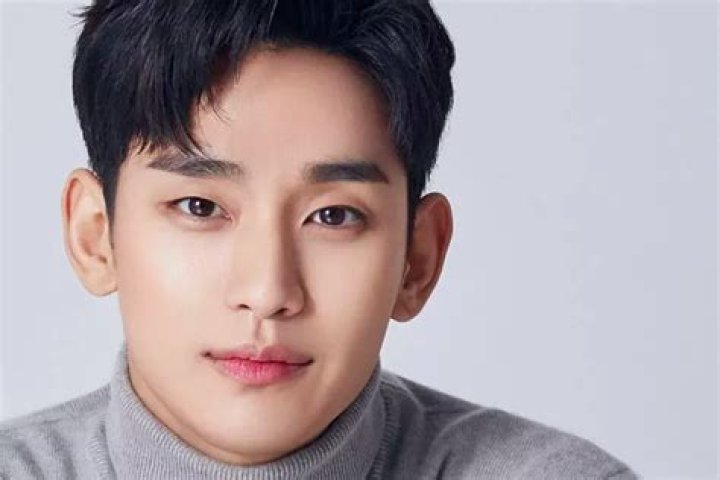 Exploring Kim Soo-hyun's Relationships: A Deep Dive Into His Romantic Life