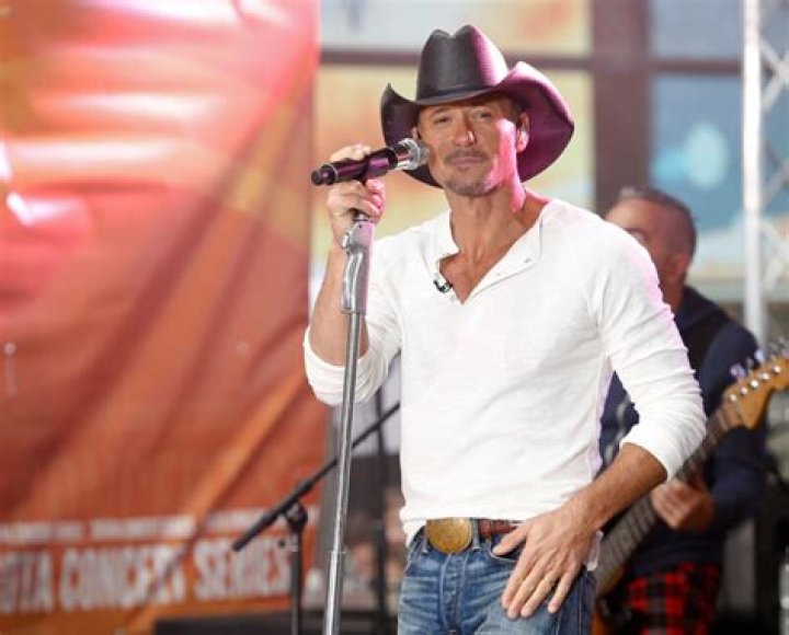 Exploring The Lives Of Country Singers Who Cheated On Their Wives