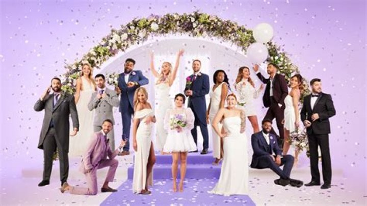  Fans ask “Does Henry on Married At First Sight have Tourette’s?” Thu 27 August 2020 11:43 Eve Edwards 
