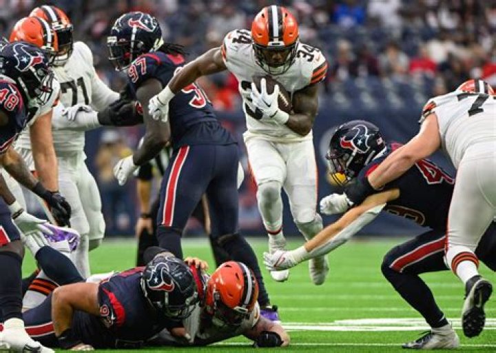 Fantasy Football Waiver Wire Week 3: Streamers, Jerome Ford, Zack Moss and more