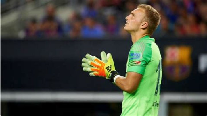FC Barcelona: Cillessen sufre un esguince intercostal