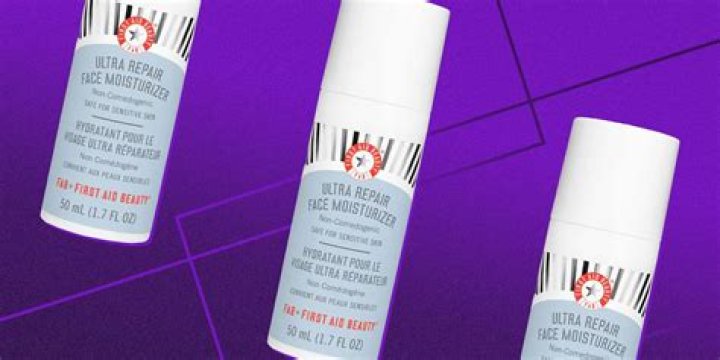 First Aid Beauty Face Moisturizer Gives an Editor Glowing Skin