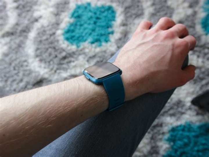 Fitbit Versa Lite vs. TicWatch S2: Which should you buy?