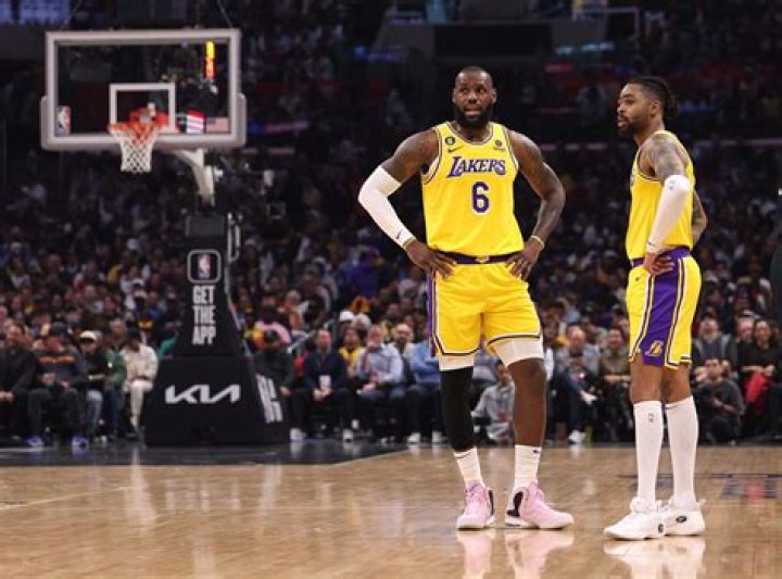 Five Lakers lineups we want to see next season