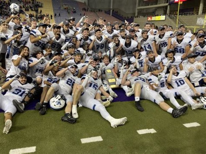 Football Recruiting | Lewis Central High School
