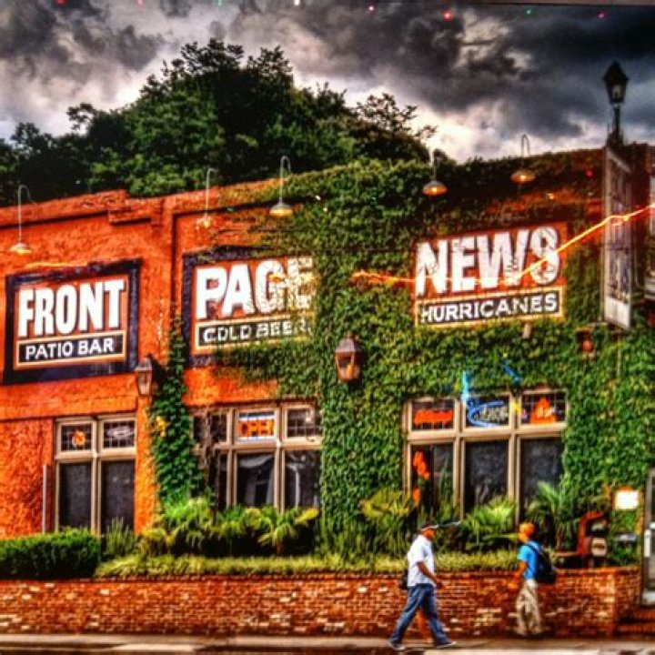 Front Page News closing in Little Five Points