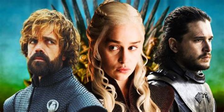 بالفيديو- إميليا كلارك أتوقع عودة جون سنو لـ Game Of Thrones