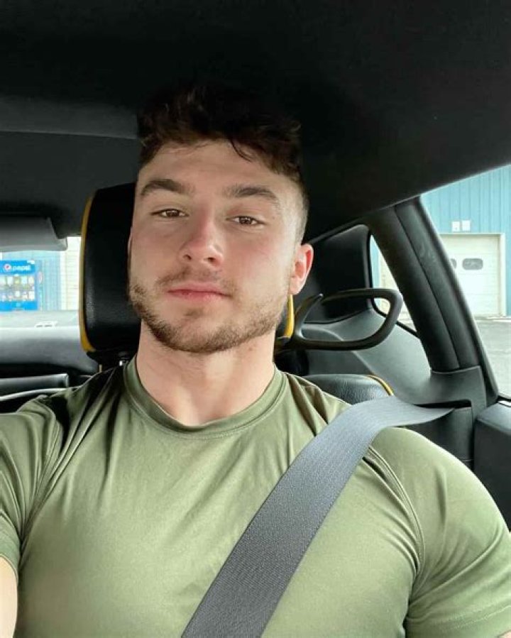 Garett Nolan- Height, Weight, Age, Net Worth, Hair, EyeColor