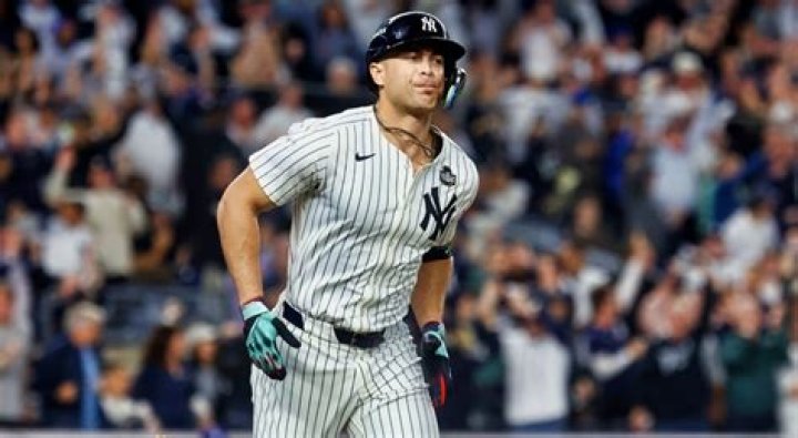 Giancarlo Stanton Injury: Updates on Marlins Star's Face and Return | News, Scores, Highlights, Stats, and Rumors