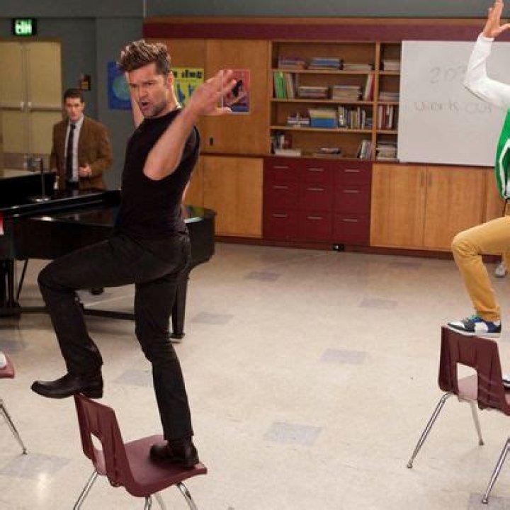 Glee Recap: La Cucaracha