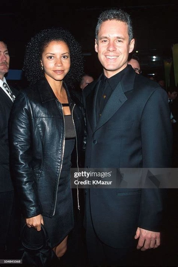 Gloria Reuben and Wayne Isaak