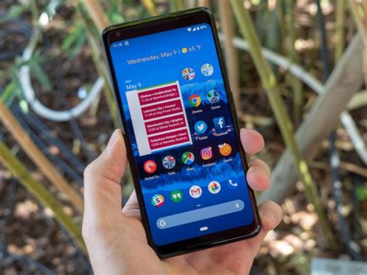 Google Pixel 2 XL, one year later review: The most consistent flagship