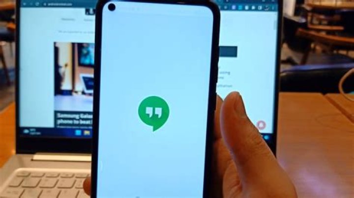 Google starts removing the classic Hangouts app from the Play Store