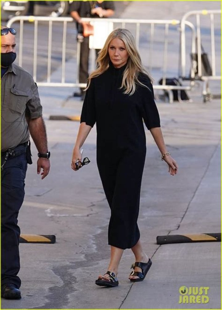 Gwyneth Paltrow Rocks the Perfect Weekend Outfit