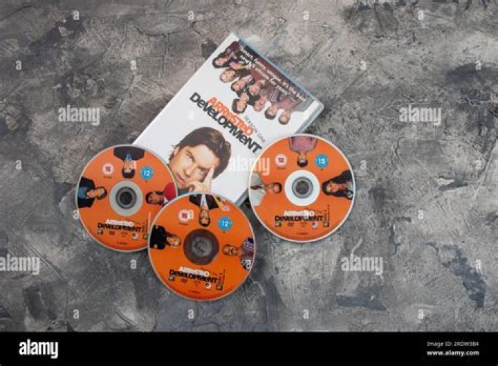‘Happiness Isn’t Everything’: Mitch Hurwitz’s Lost Post-’Arrested Development’ Family Sitcom