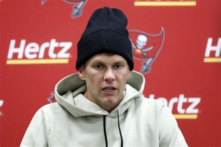 Has Tom Brady had plastic surgery? Expert gives his opinion...