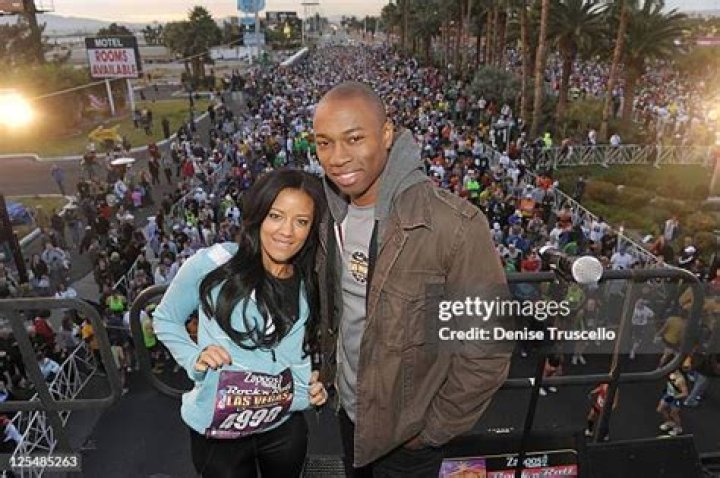 Heather Hemmens and Robbie Jones