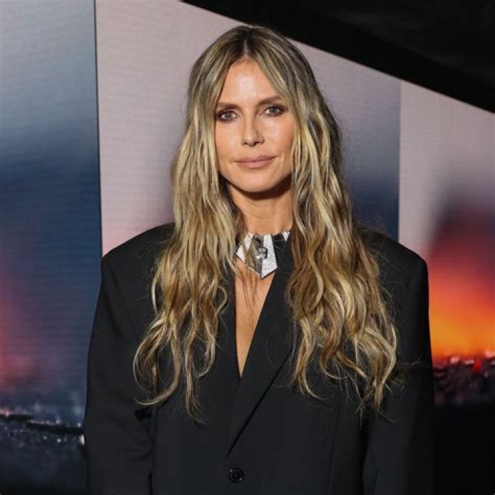Heidi Klum Posts Photo of Her Sunbathing Naked