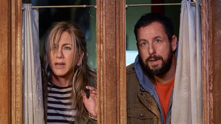 Here Is Your First Look At Jennifer Aniston and Adam Sandler in 