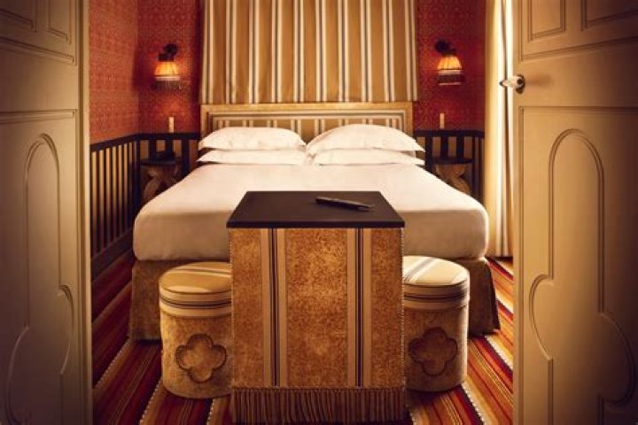 Hôtel Bourg-Tibourg Review, Paris | Travel