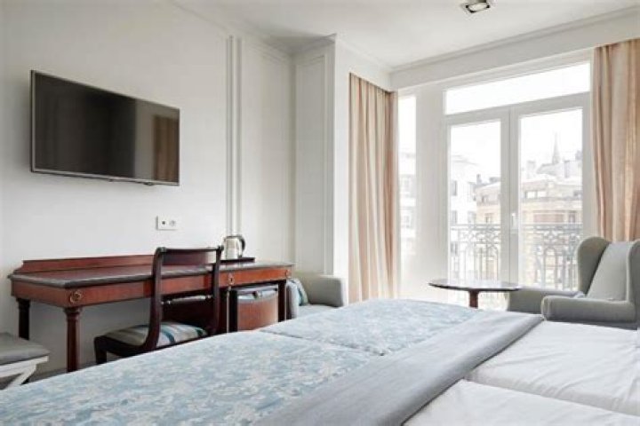 Hotel de Londres y de Inglaterral Review, San Sebastián