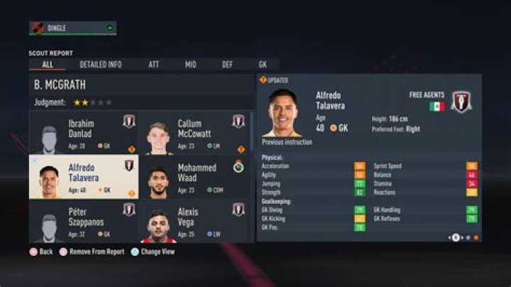 How do you find free agents on FIFA 18?