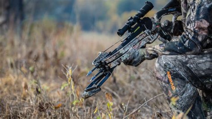 How do you use a crossbow underwater?