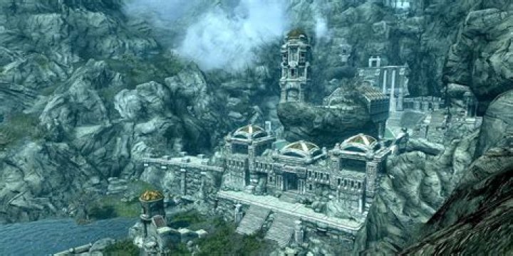 How long does it take to beat Skyrim 100%?