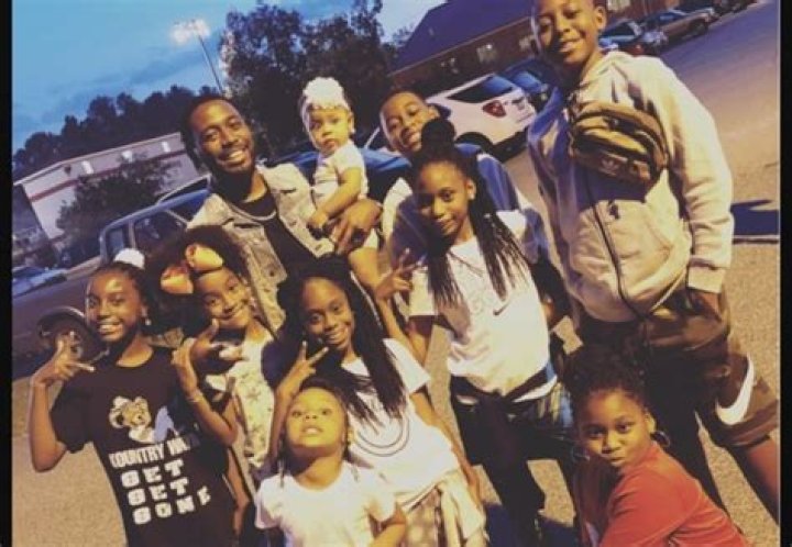 How Many Kids Do Kountry Wayne Have?