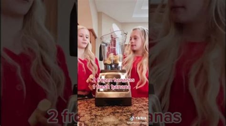 How Old Are The Couch Sisters From Youtube?
