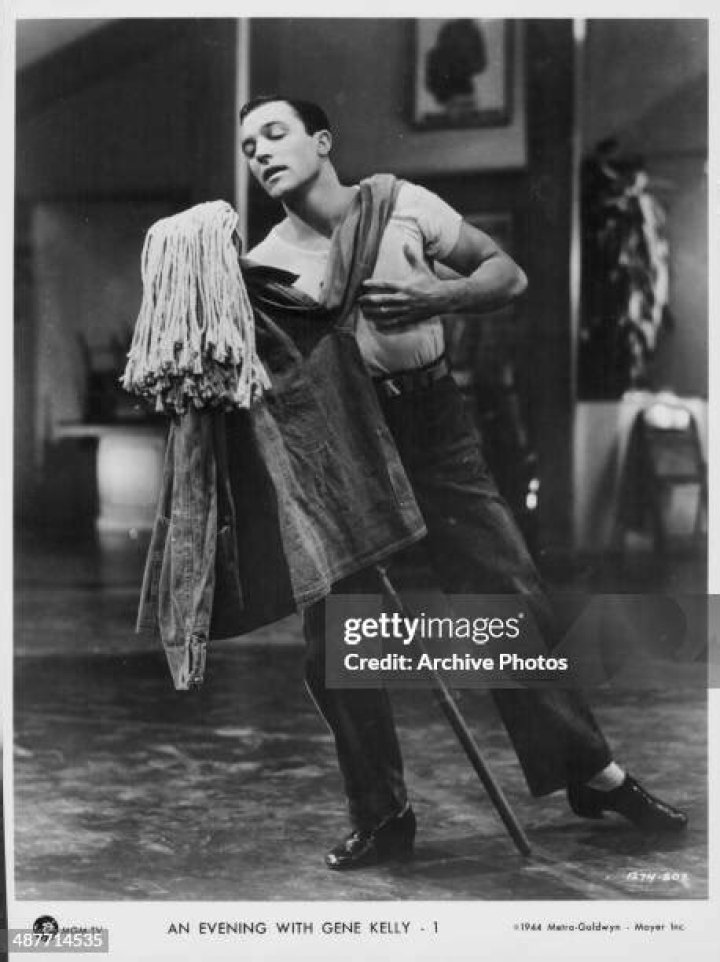 How Tall Was Gene Kelly? A Comprehensive Look At The Iconic Dancer And Actor