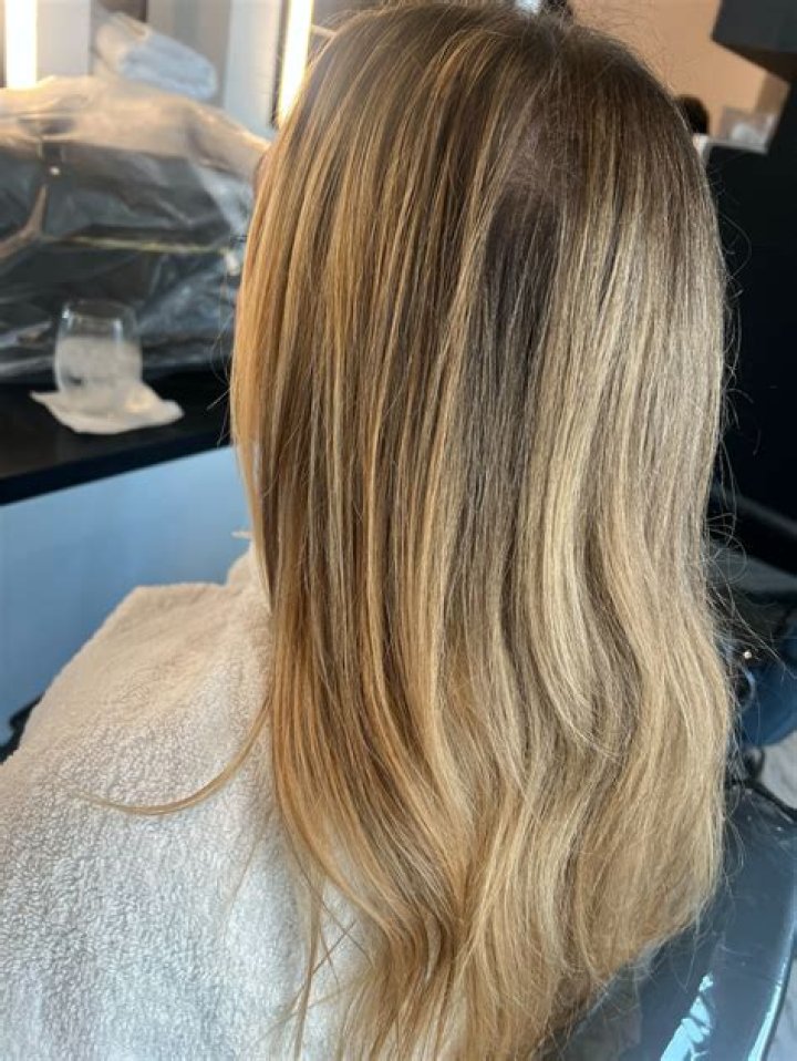 How to Become Texting Buddies With Beyoncé's Hair Colorist