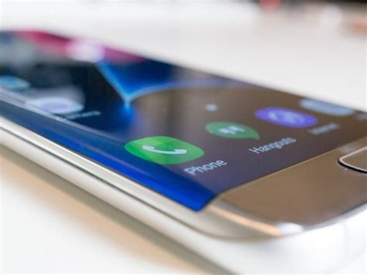 How to fix a broken Galaxy S7 edge screen