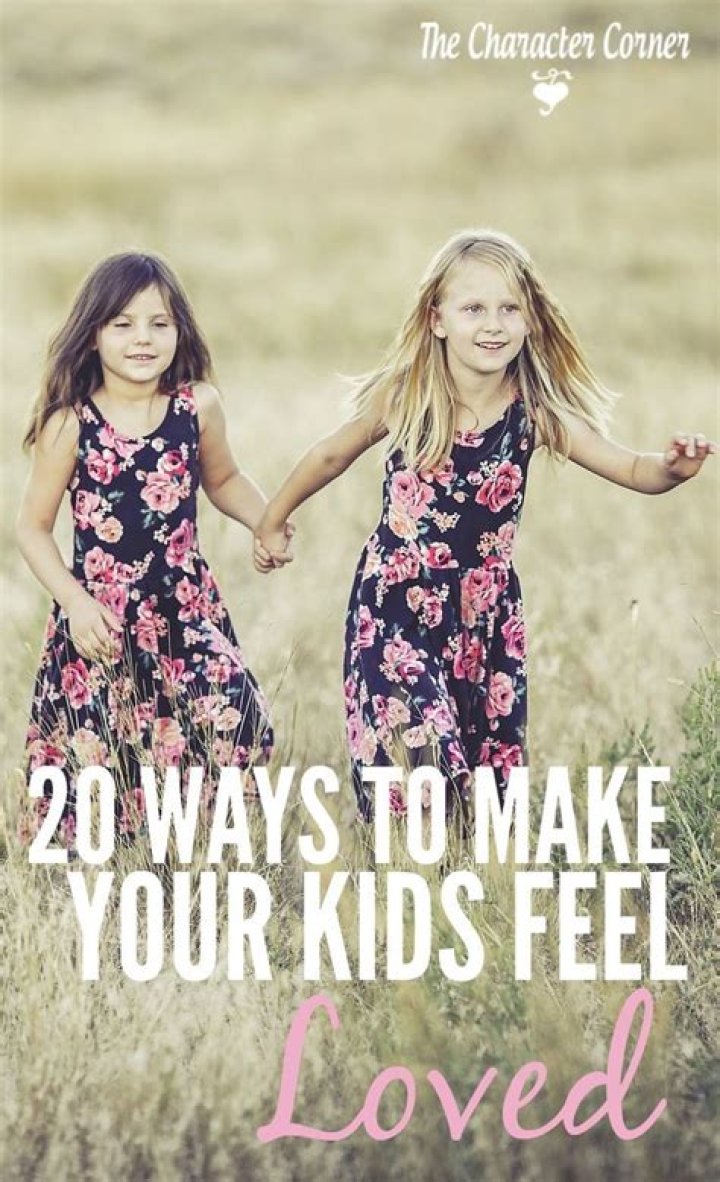 How To Make Kids Feel Loved, Advice From 39 Parenting Experts