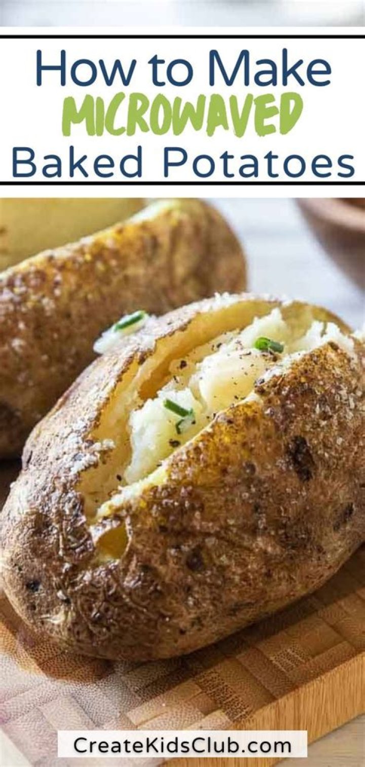 How to Make Microwave Baked Potatoes