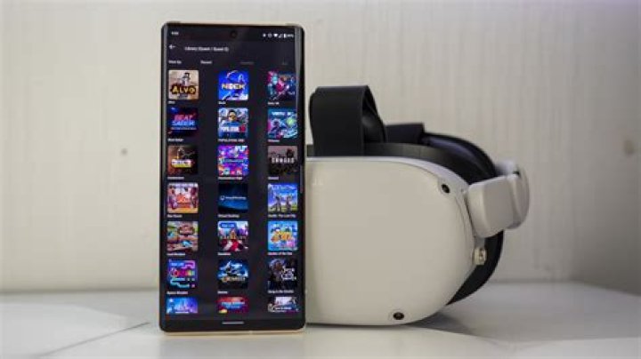 How to use Facebook Messenger on Oculus Quest to chat with and call friends