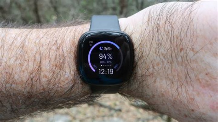 How to use the SpO2 sensor and watch face on your Fitbit smartwatch